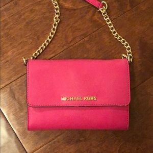 Michael Kors hot pink cross body purse